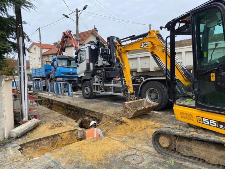 Munis du matériel indispensable, nous pouvons entreprendre efficacement les travaux.